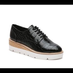 Brand new Steve Madden Oxford